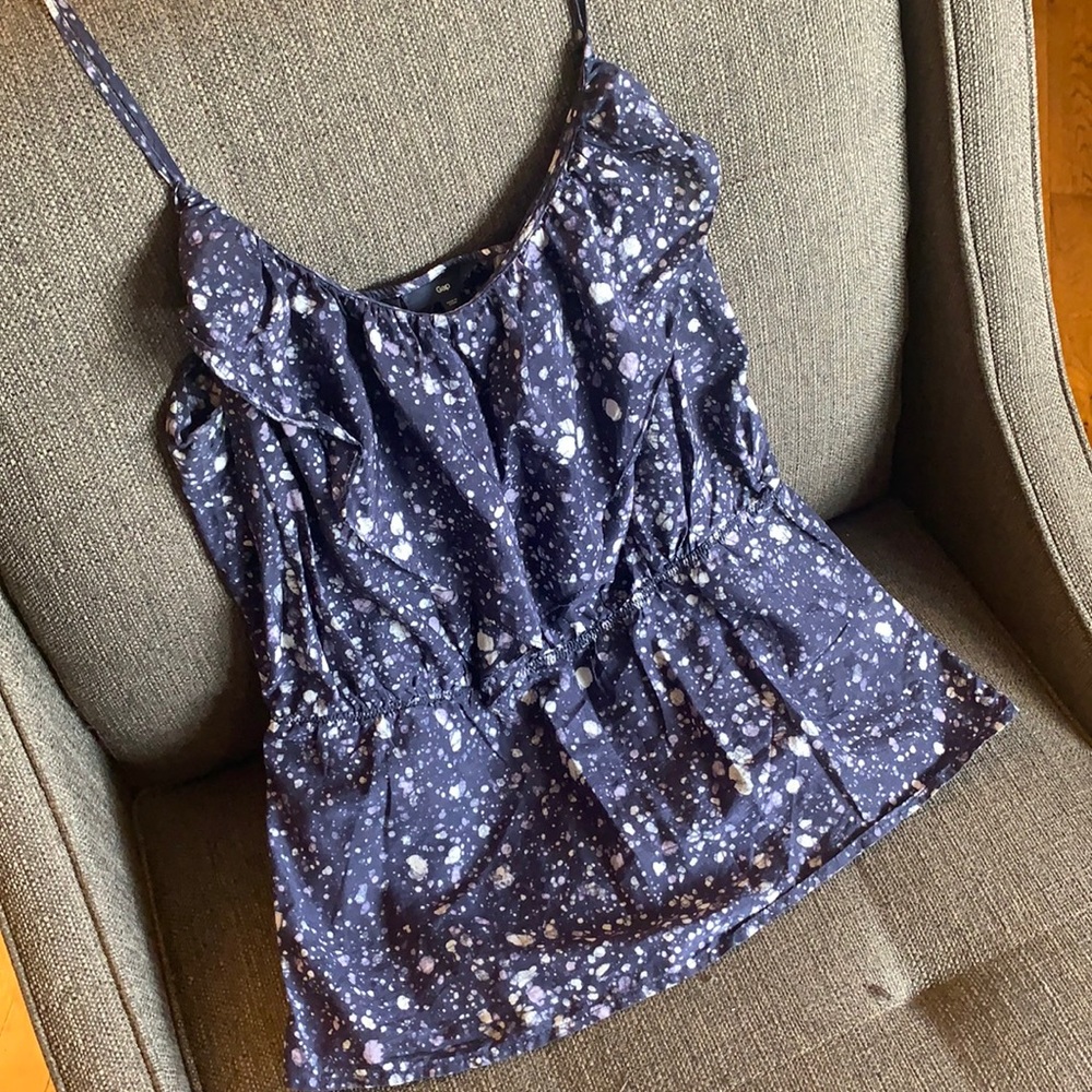 Blue patterned top